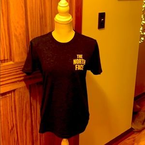 Mens NORTH FACE T-shirt